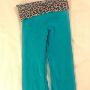 Leopard banded stretch pants in great cond!